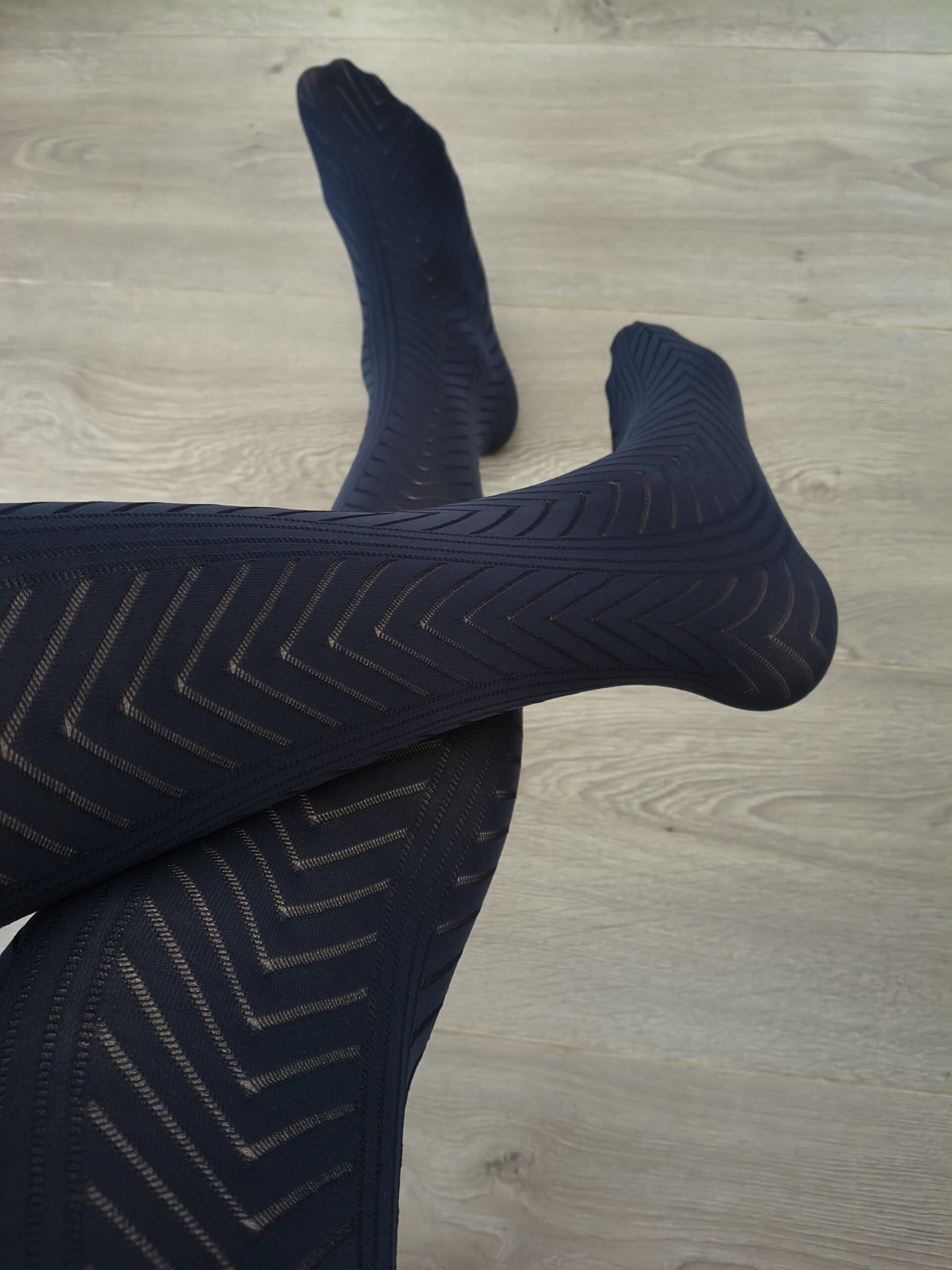 Navy Chevron Lace-Trim Knee-Highs - Socks Vinted Find - Thrift