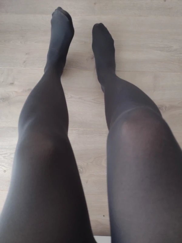 Black Sheer Tights with Sparkle Seam
