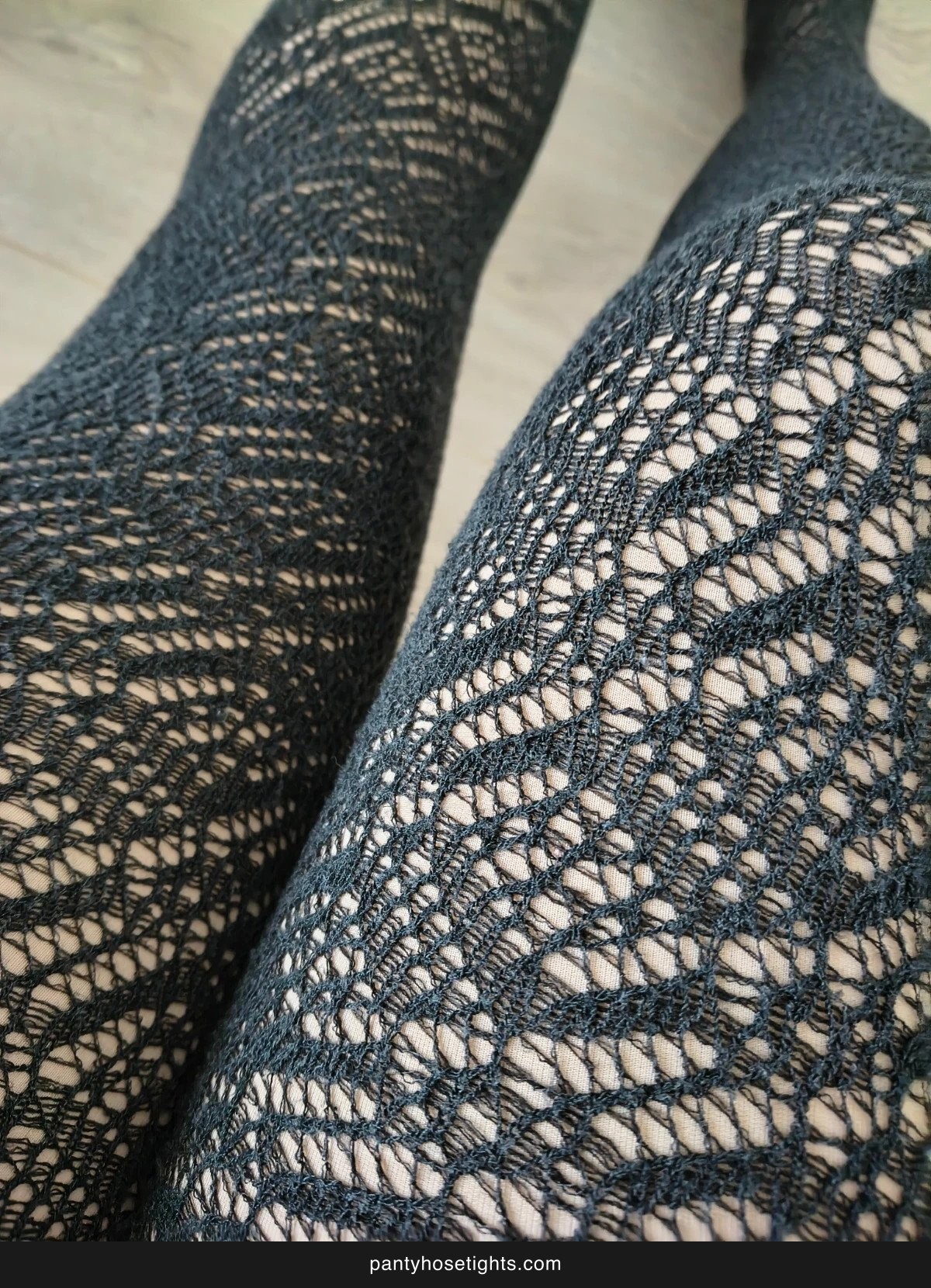 Black Wool-Blend Diamond Lace Tights photo 3