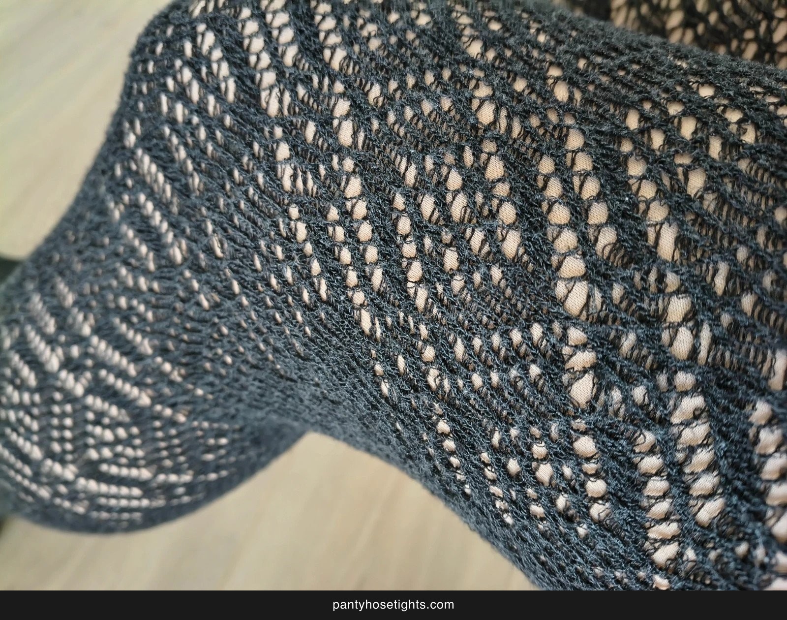 Black Wool-Blend Diamond Lace Tights photo 4