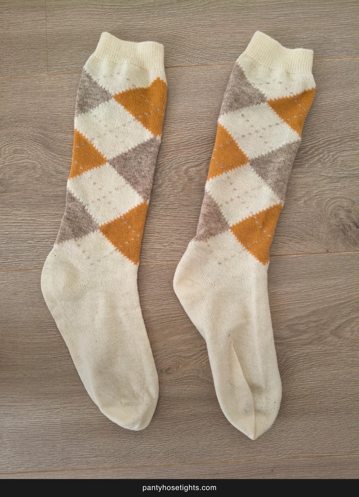 Boho Argyle Beige & Mustard Knee-High Socks photo 8