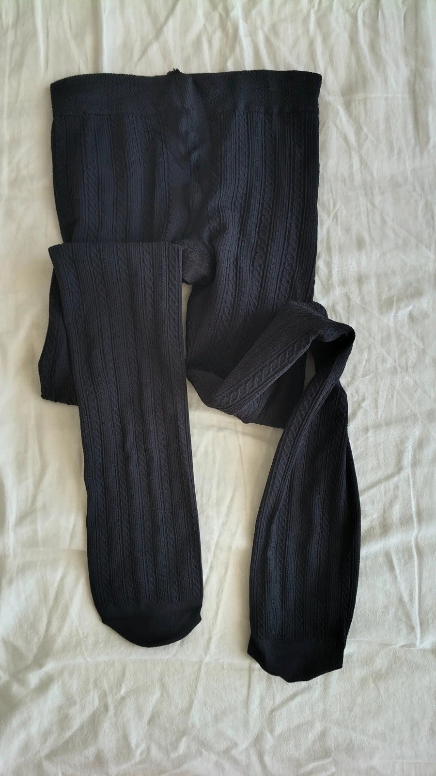 Cable-Rib Cosy Black Tights photo 9
