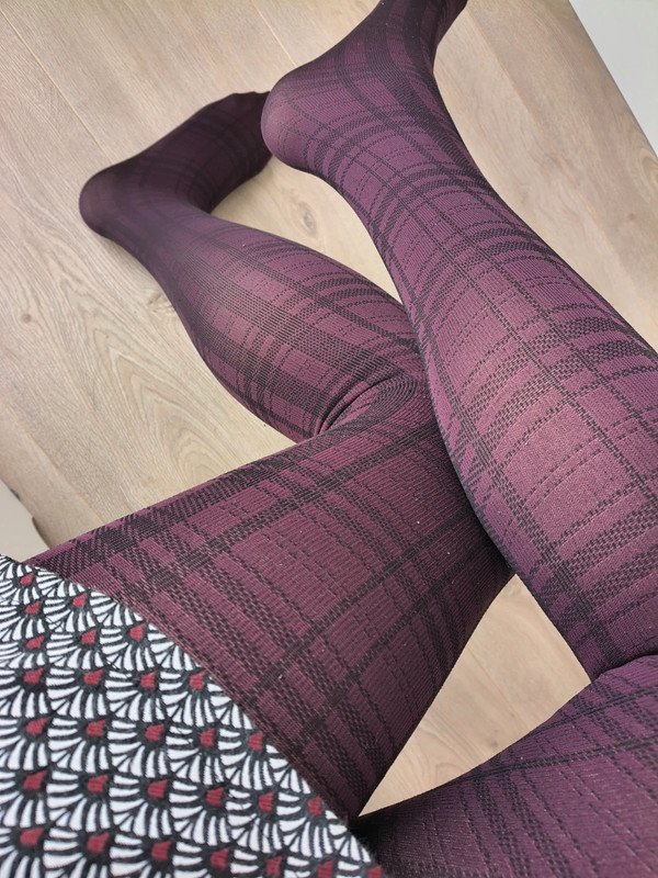 Burgundy Vintage Windowpane Tights