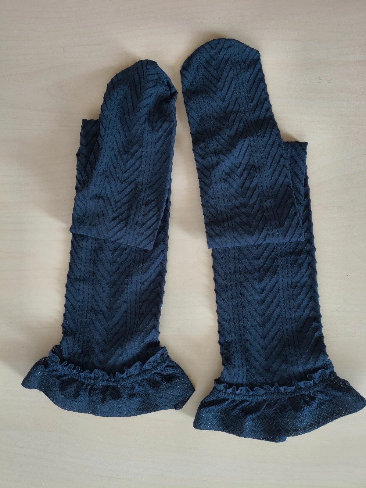 Dark Navy Geometric Lace Stockings photo 8