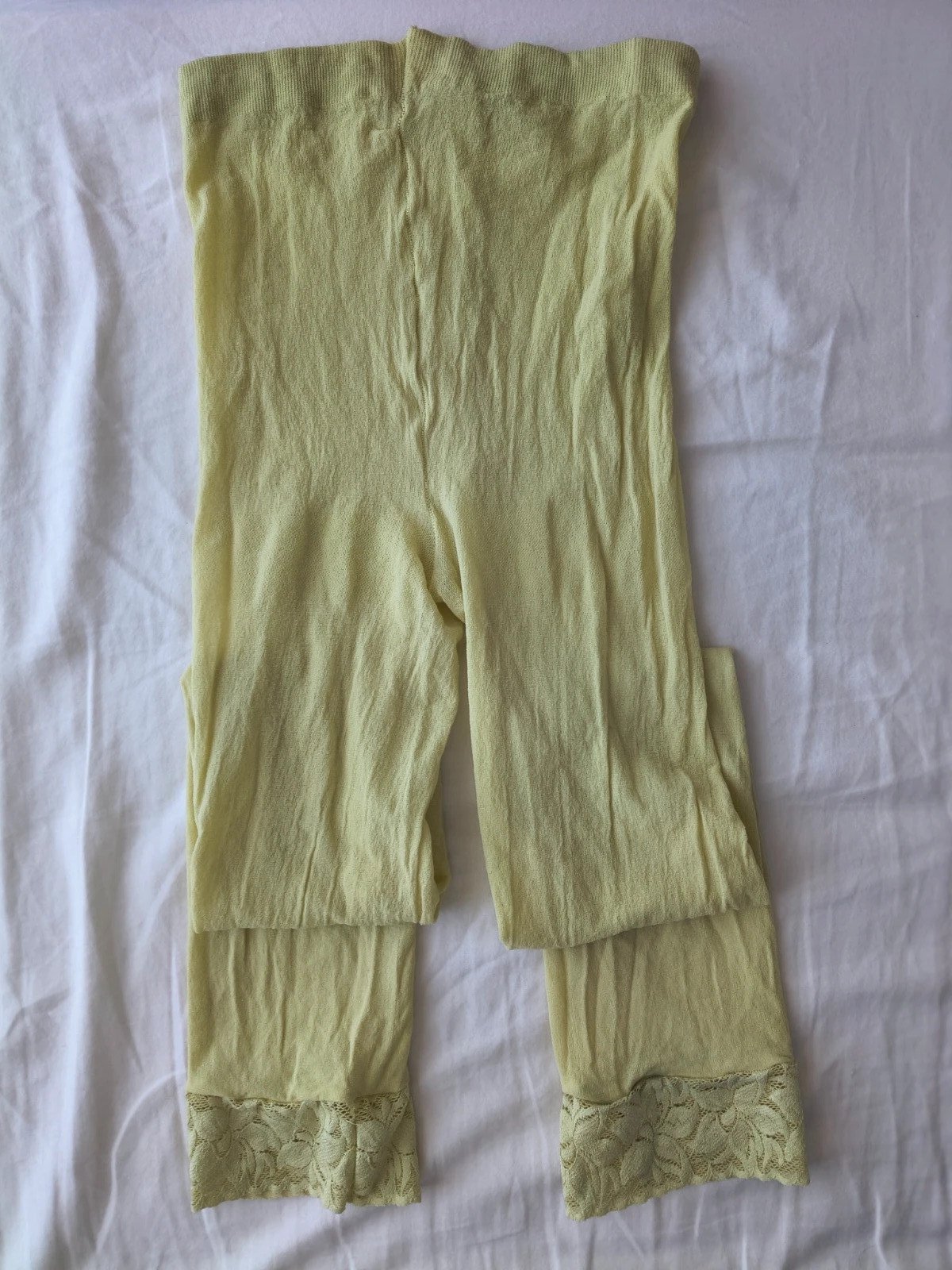 Neon Yellow Lace-Cuff Leggings photo 11