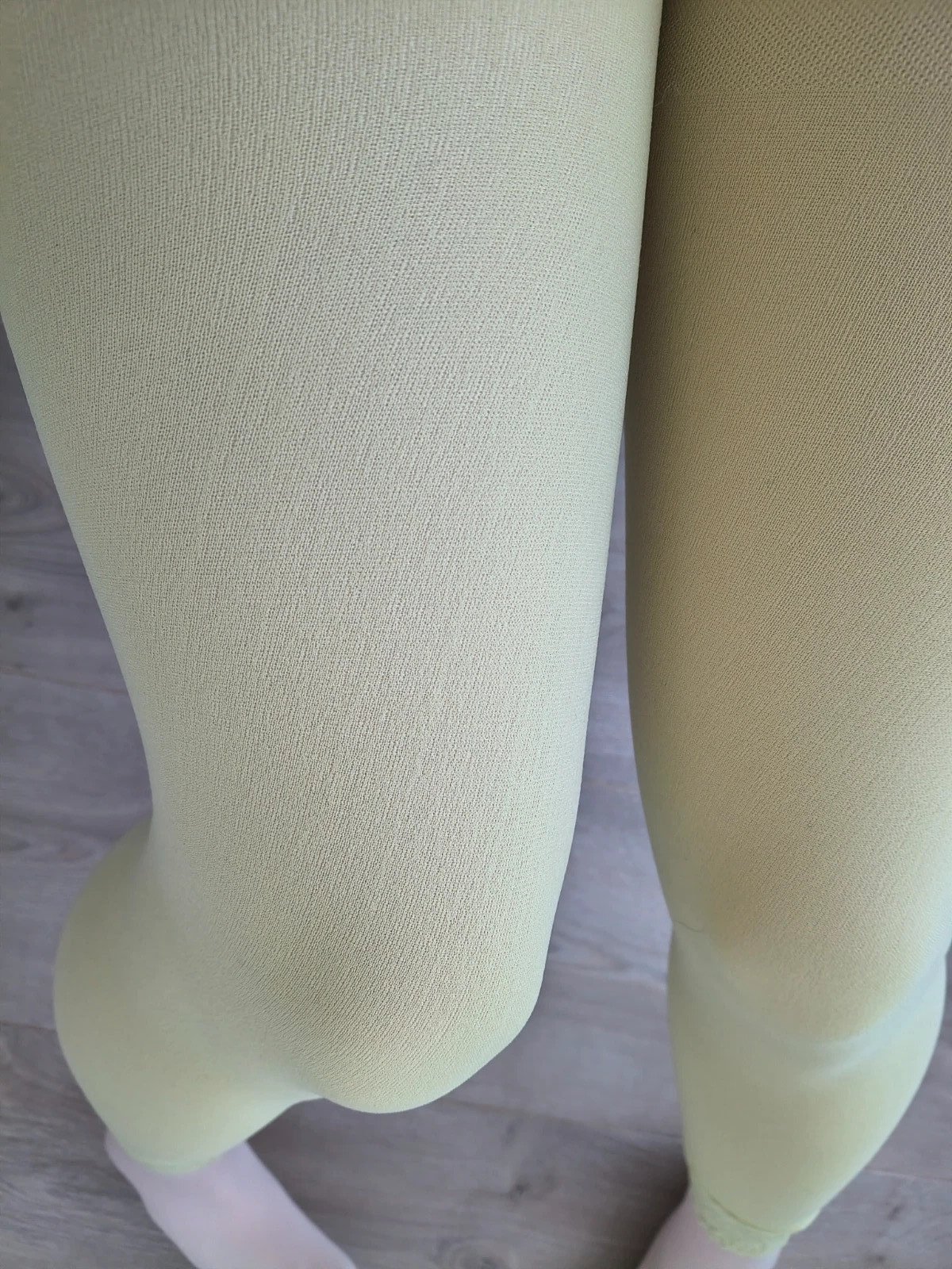 Neon Yellow Lace-Cuff Leggings photo 5