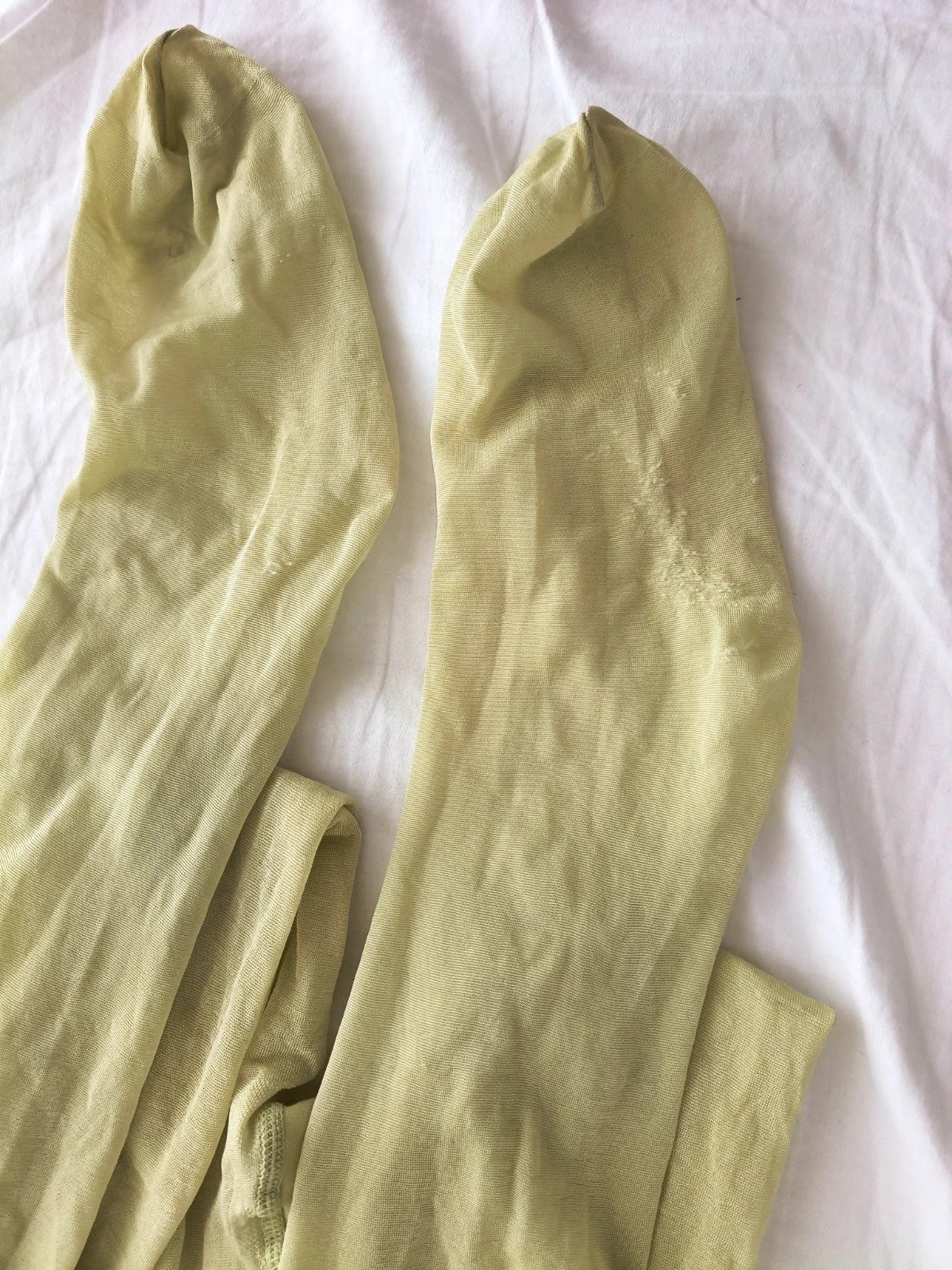 Vintage Citron Sheer Nylons photo 12