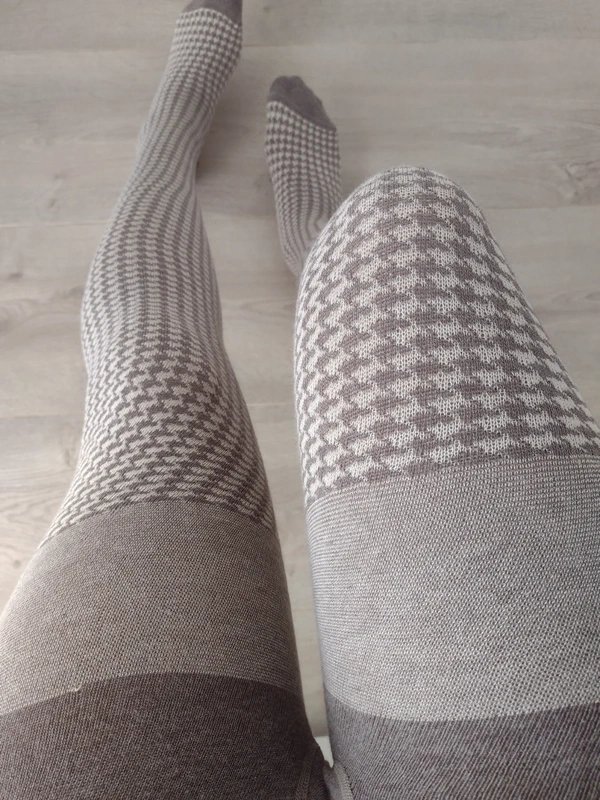 Grey Houndstooth Knit Tights