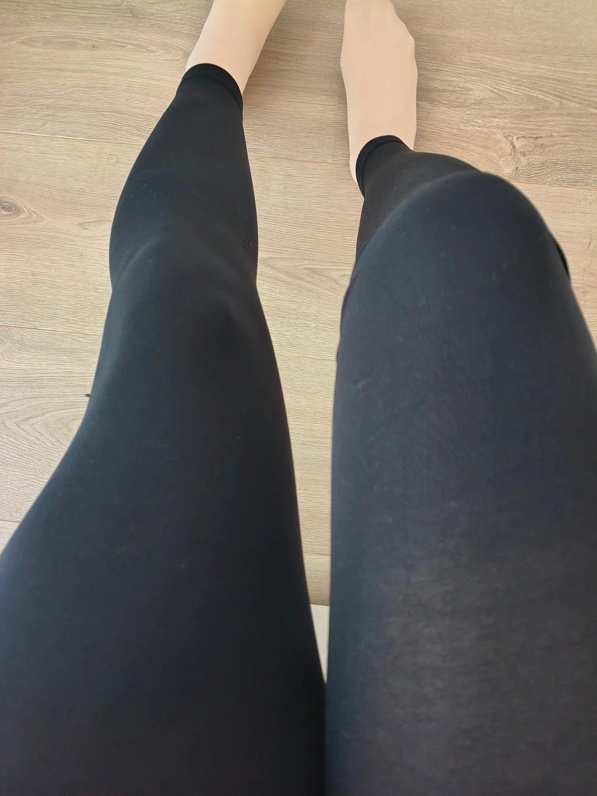 Black Ribbed Cotton-Feel Leggings photo 2