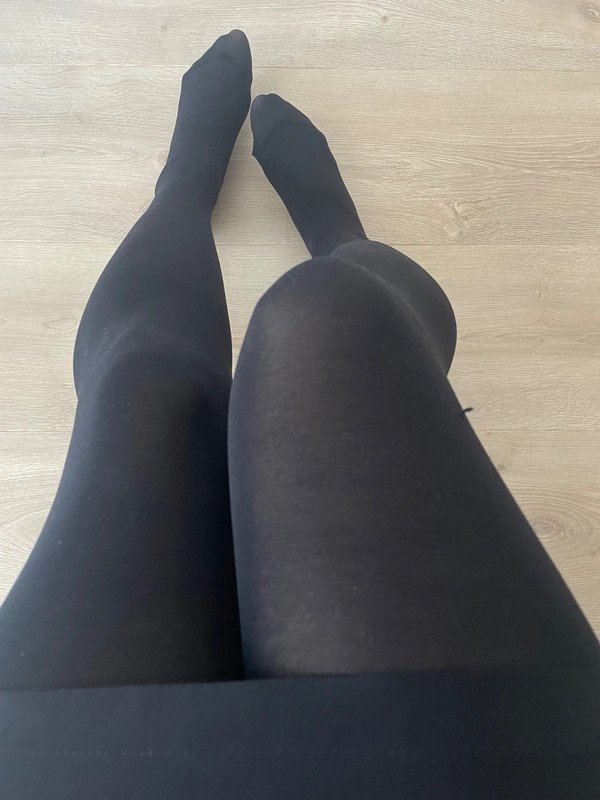 Simple Black Opaque Tights with High Waist