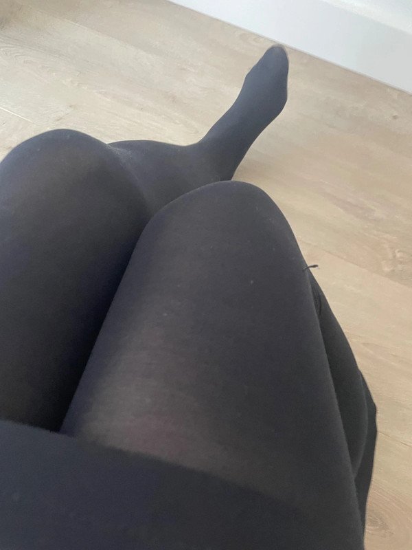 Simple Black Opaque Tights with High Waist photo 7