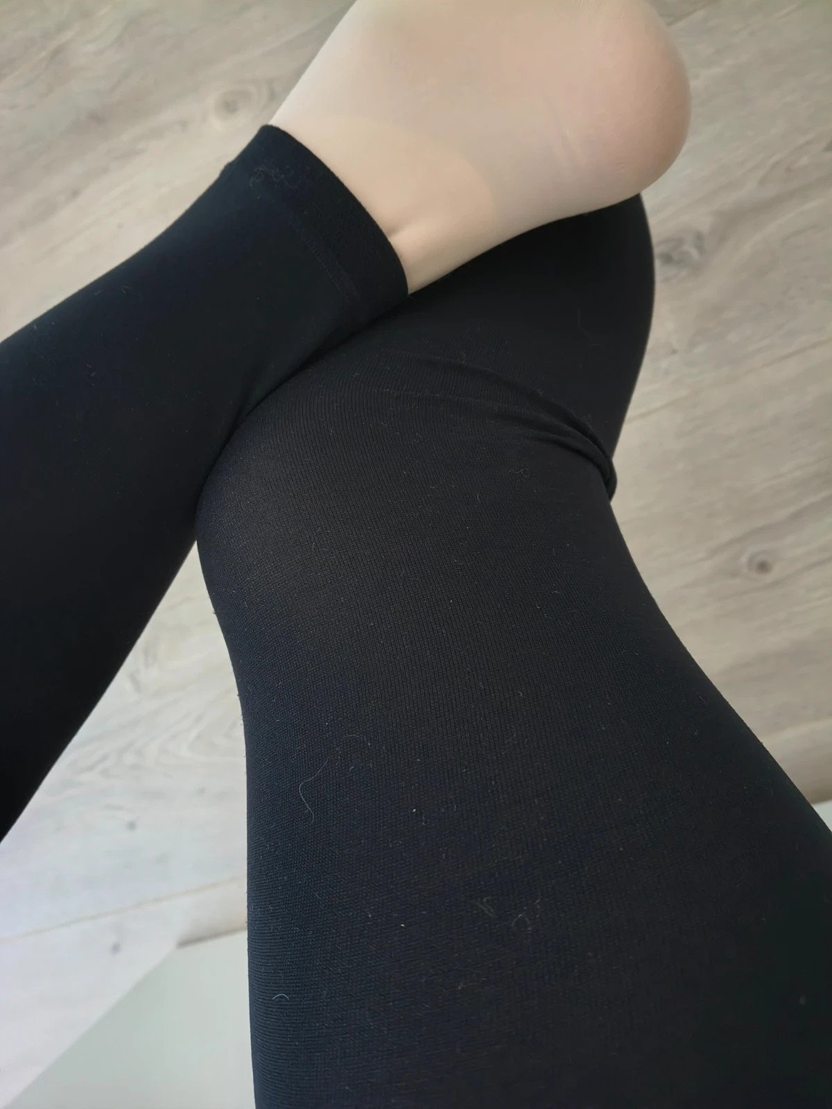 Everyday Black Semi-Opaque Leggings photo 3