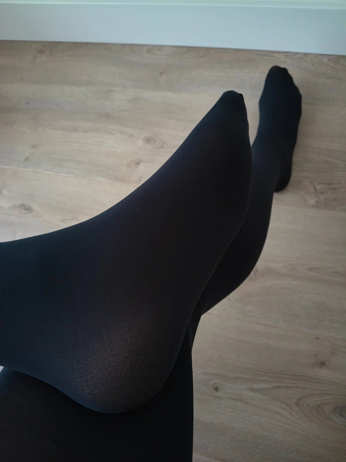 Sculpting Black Compression Tights photo 3
