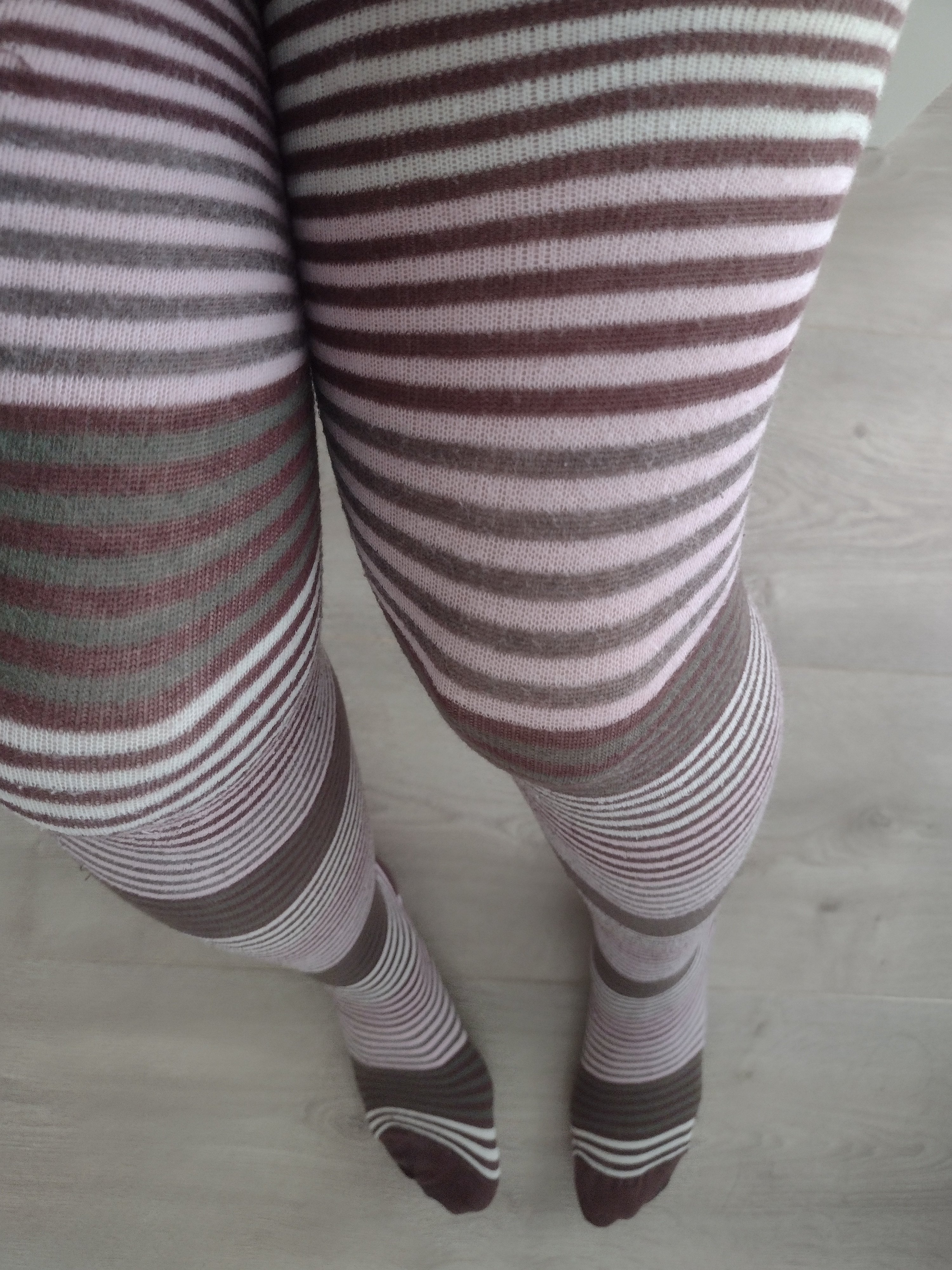 Mauve Stripe Knit Tights