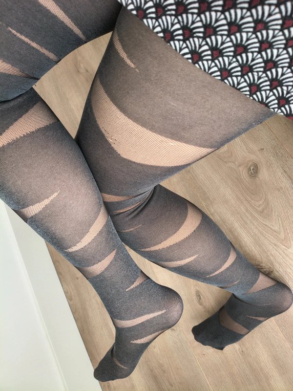 Grey Diagonal Cut-Out Stripe Tights