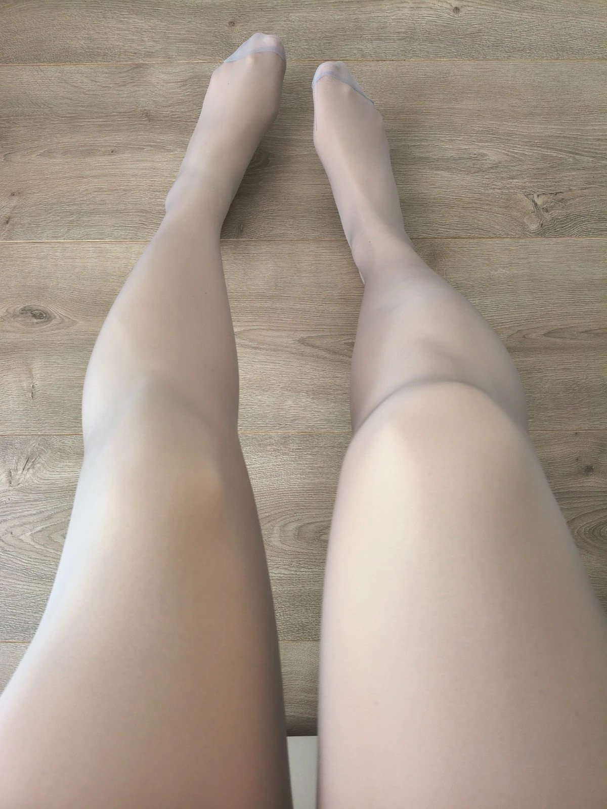 Pearl-Shine Lilac Sheer Tights photo 6
