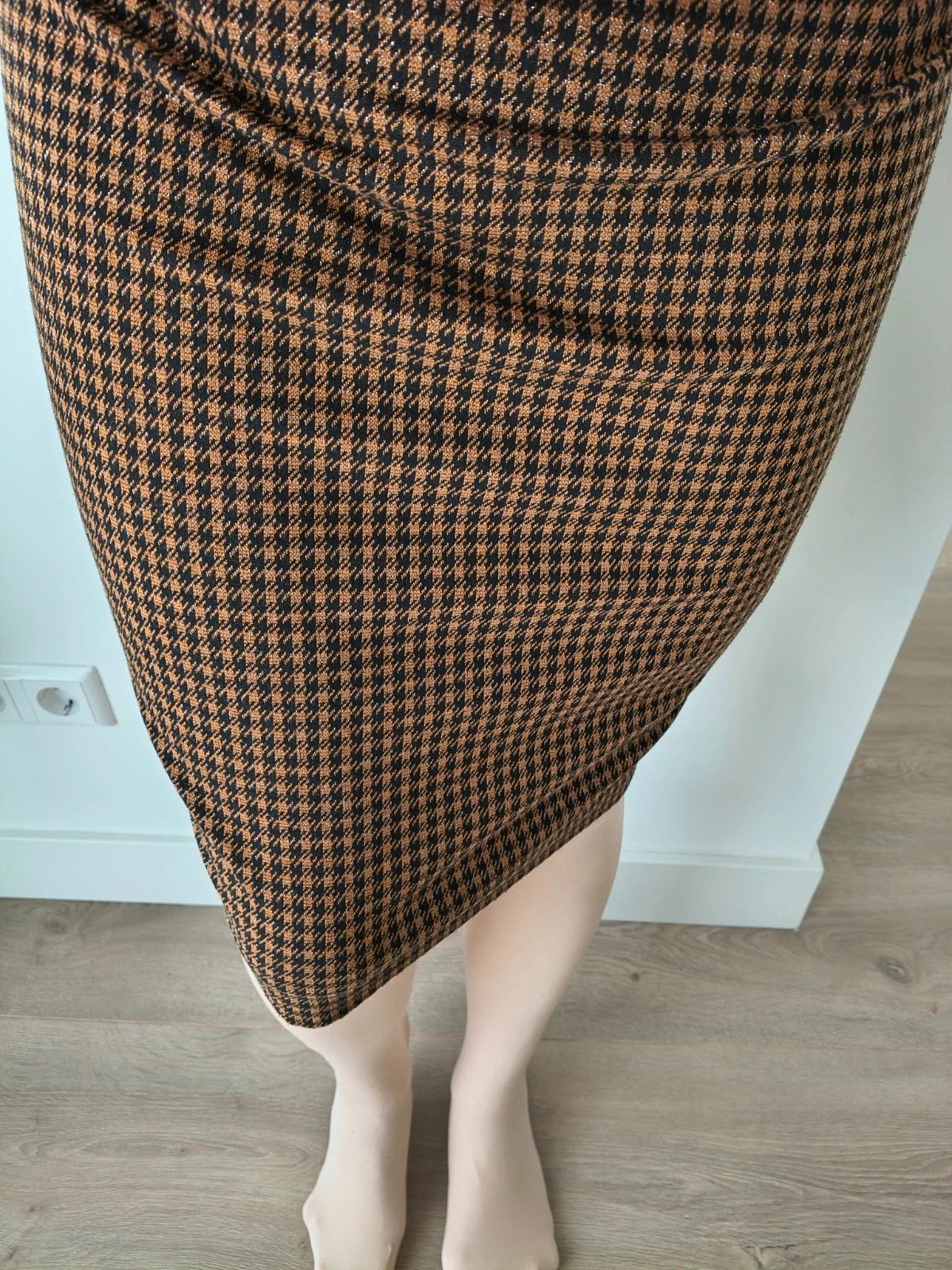 Copper Houndtooth Knee-Length Skirt