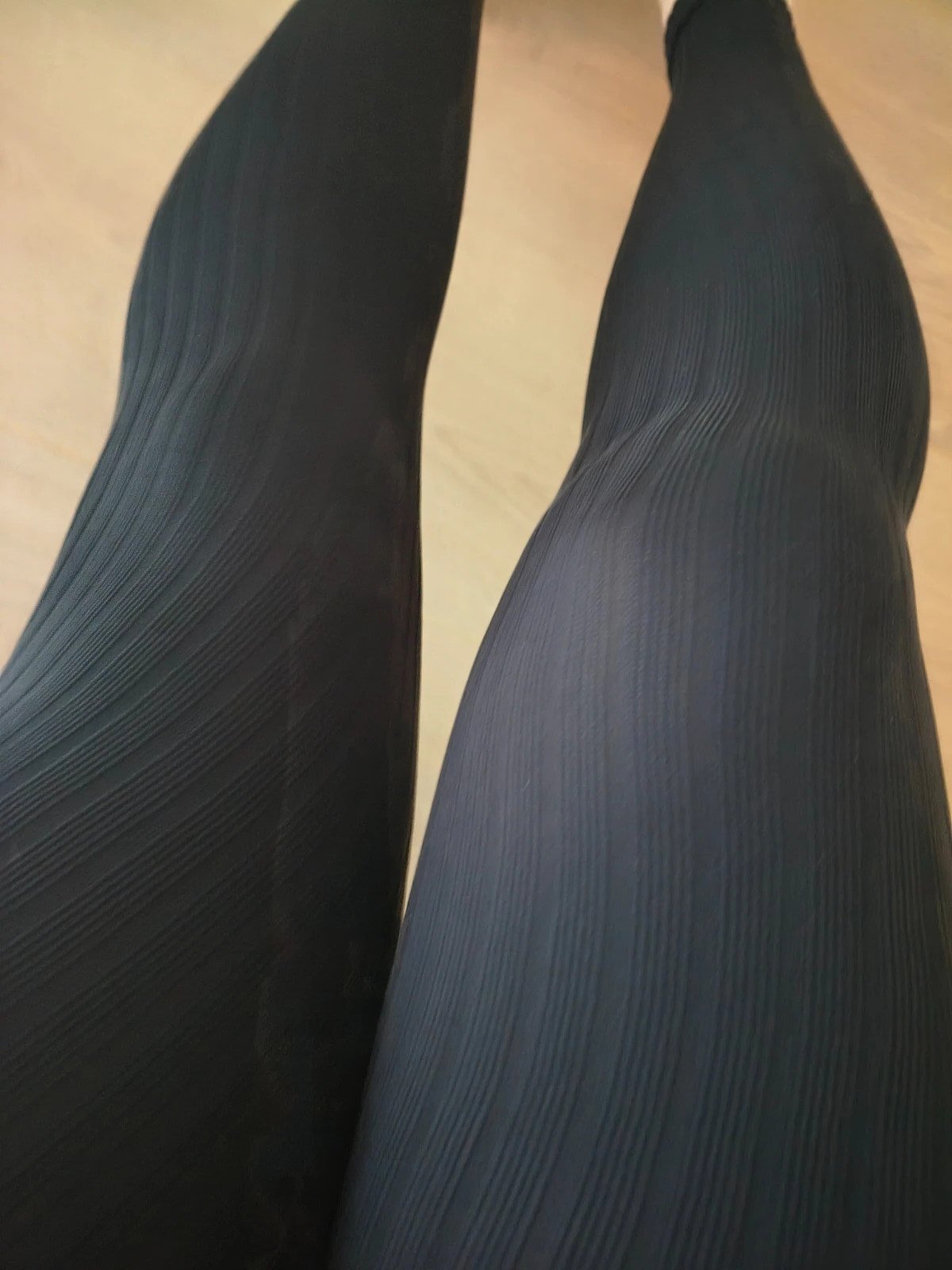 Black Vertical-Rib Footless Tights photo 4
