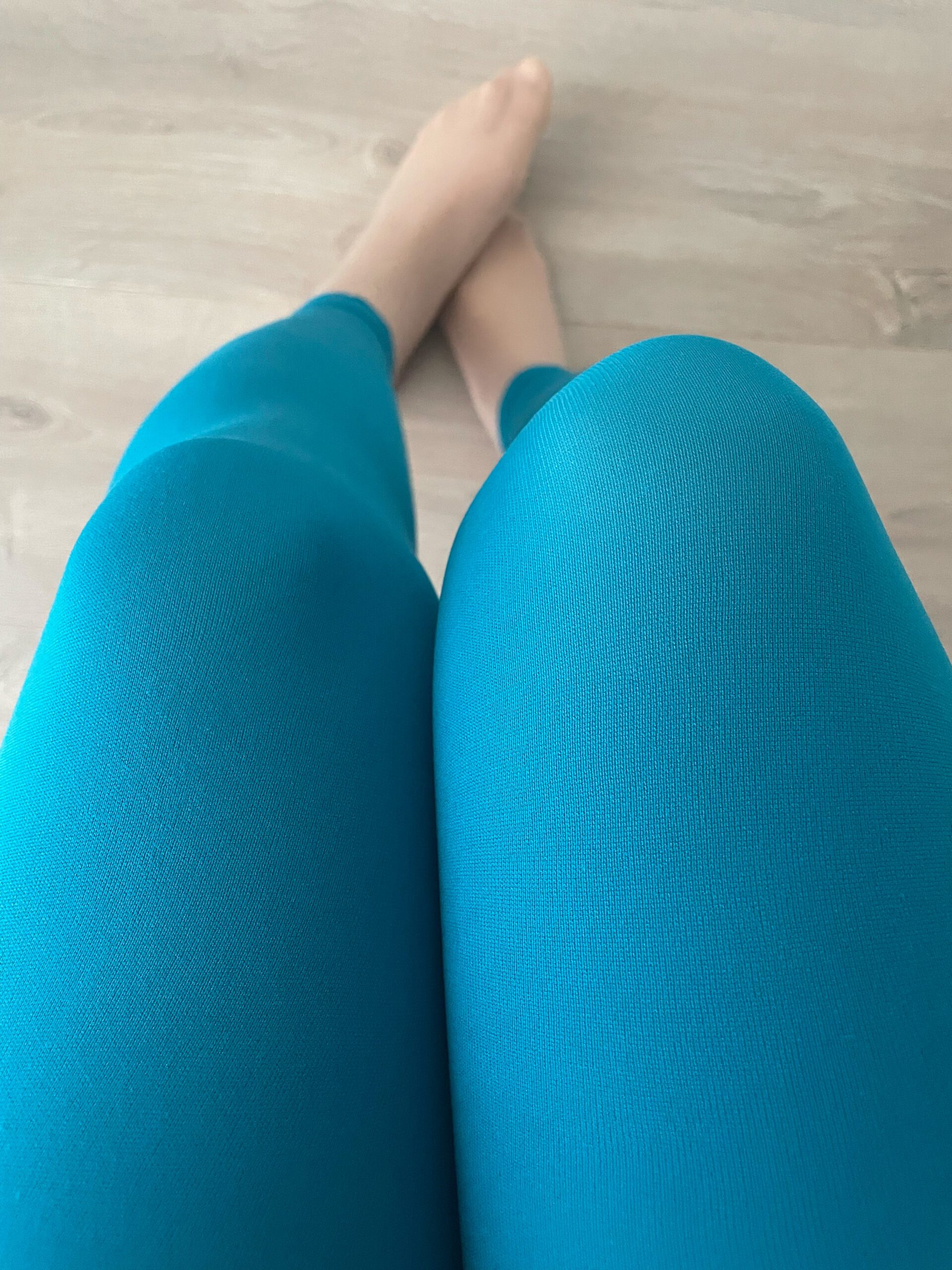 Aqua Blue Leggings - Tights Vinted Find - Thrift