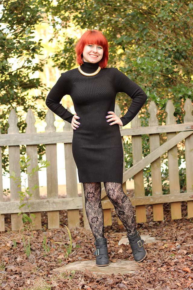 Black floral pantyhose and black dress worn by Jamie