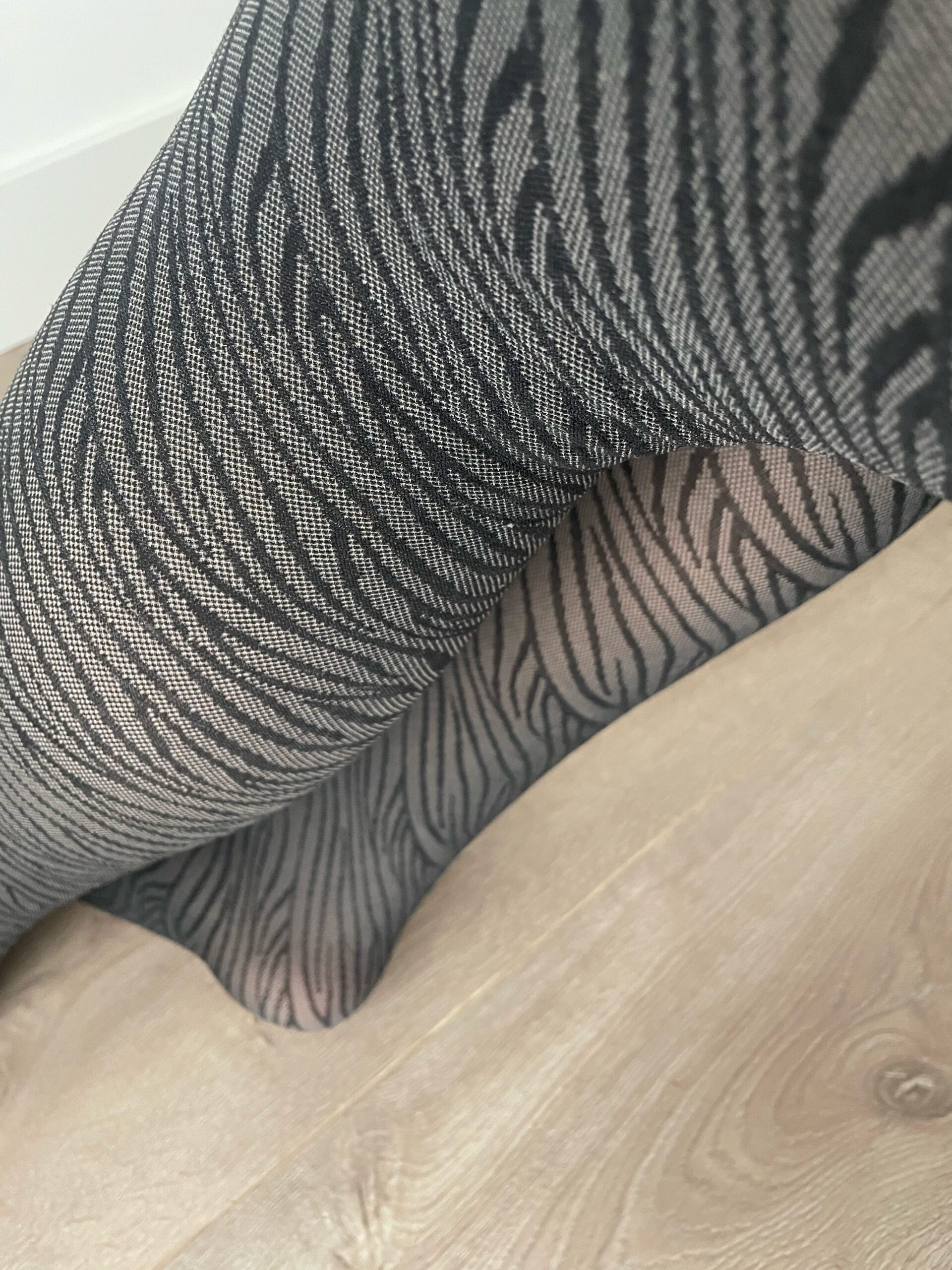 DKNY Grey Zebra Pattern - Tights Vinted Find - Thrift