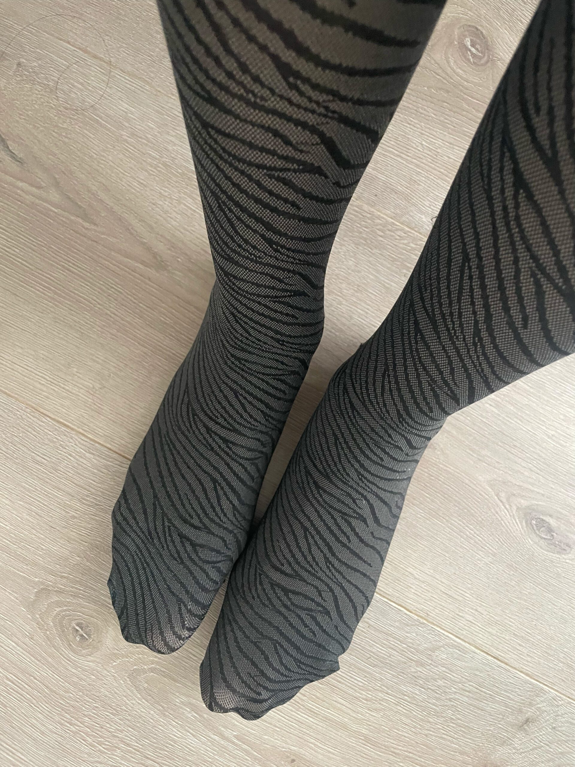 DKNY Grey Zebra Pattern - Tights Vinted Find - Thrift