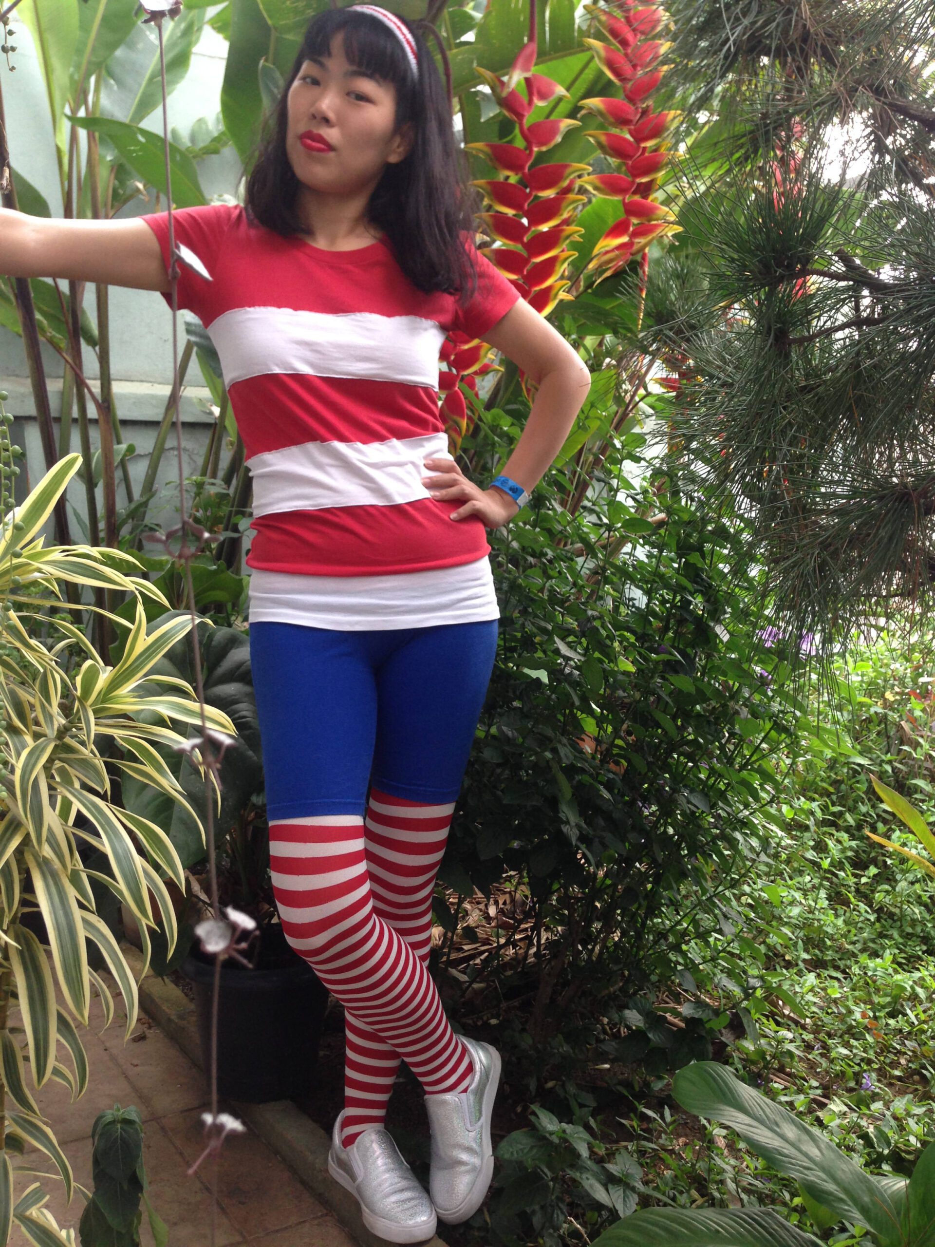 Striped red and white pantyhose worn by Isis Tomie